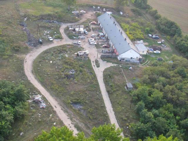 2009 043