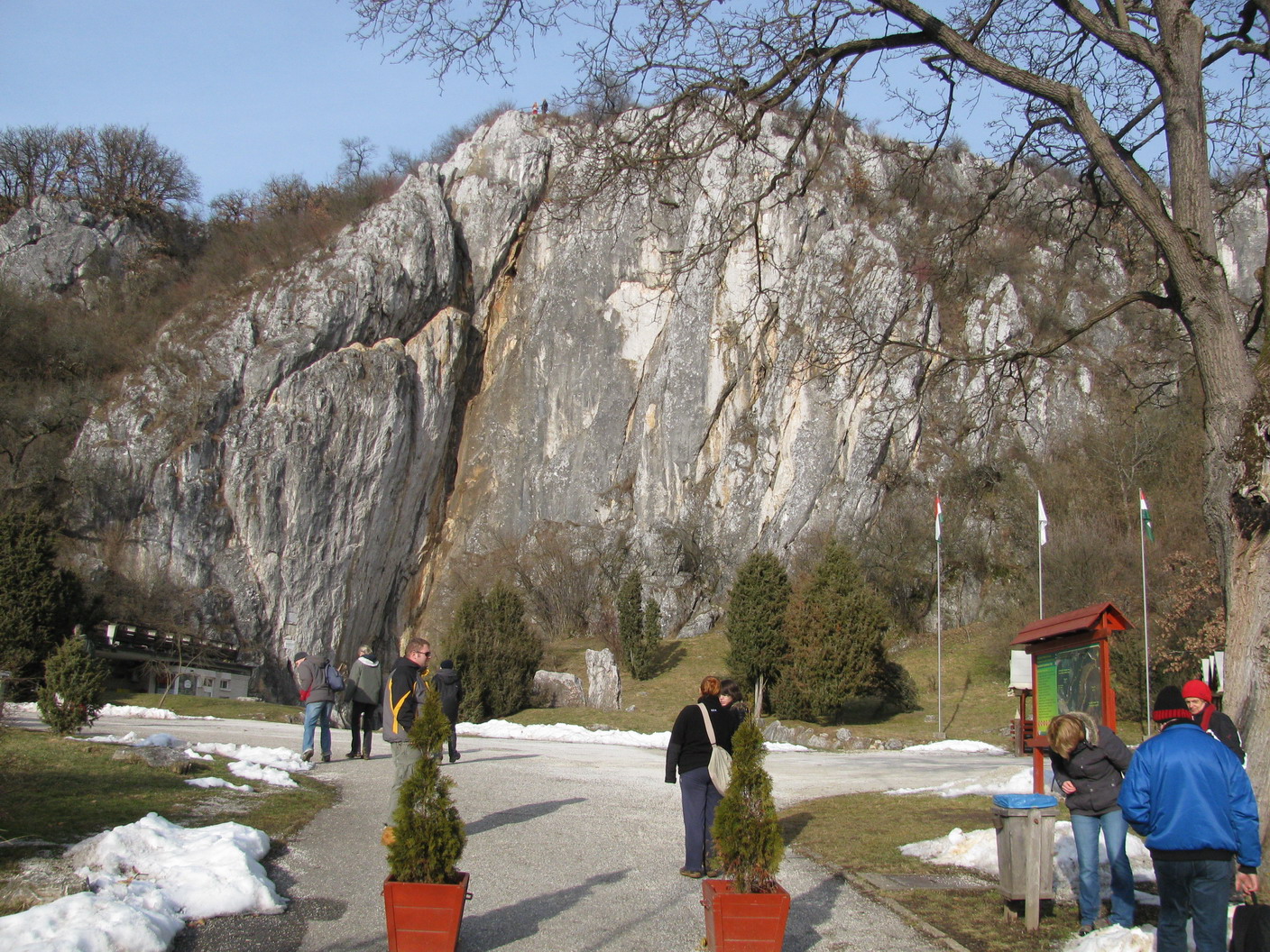 KĂŠp 498