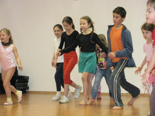 2009 037