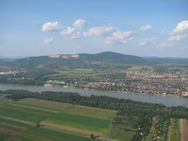 2009 032