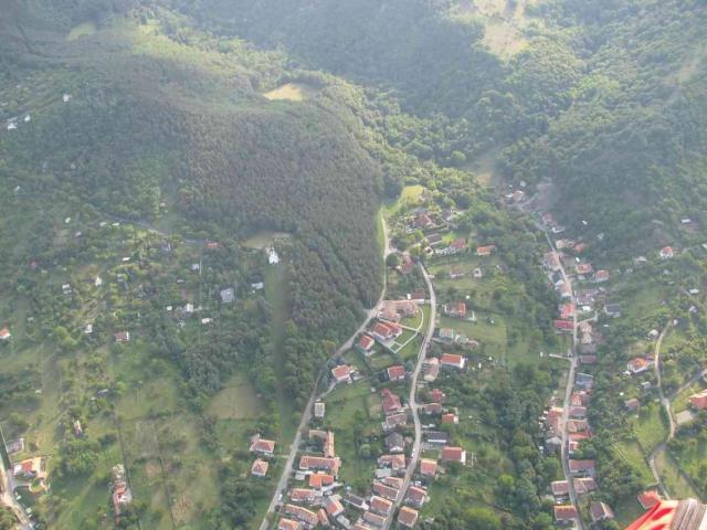 2009 046