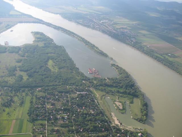 2009 103